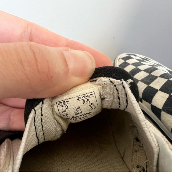 Vans classic slip on shoes - Picture 11 of 11